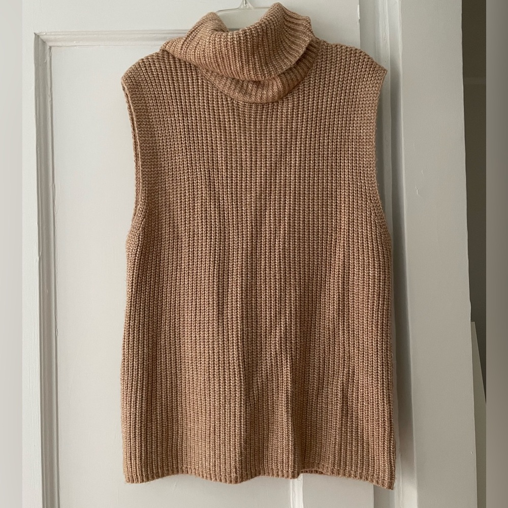 Rachel Zoe | Turtle Neck Sleeveless Sweater | Size: S